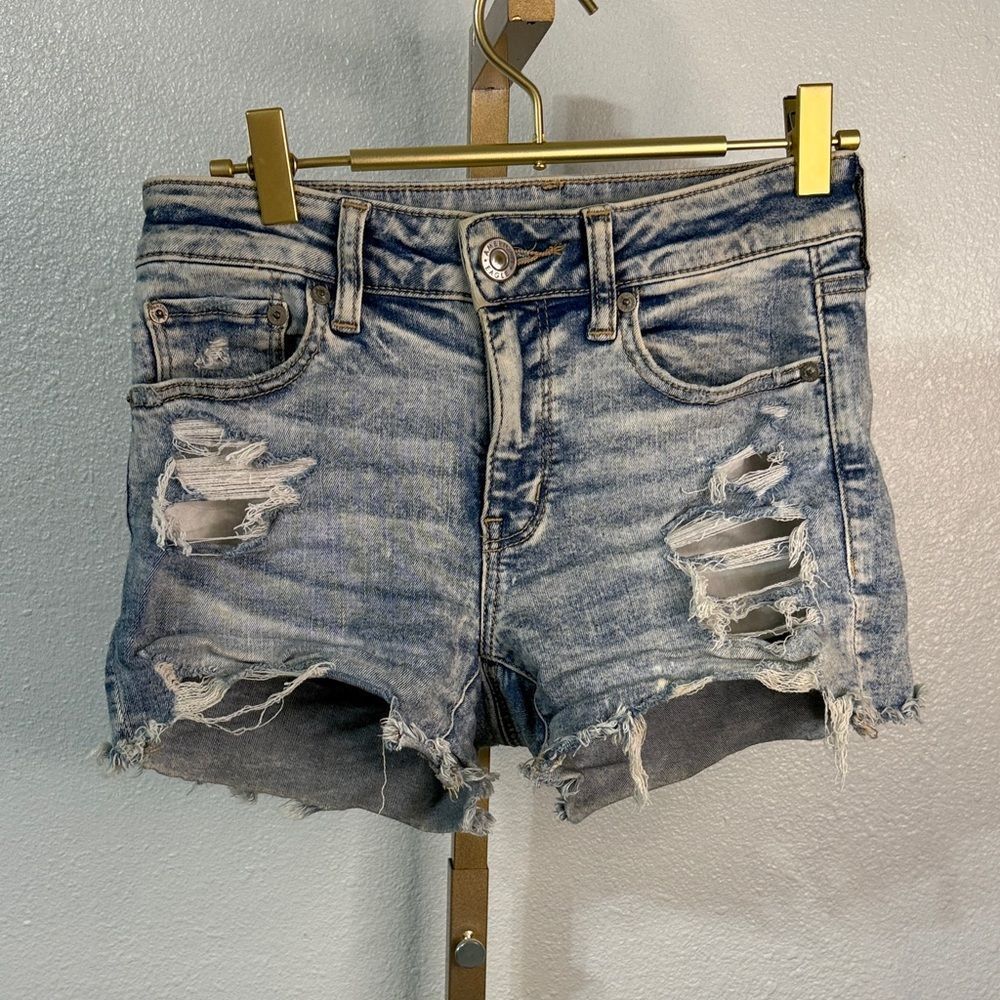 American Eagle Outfitters Blue Distressed Jean Shorts- midi- Size 2